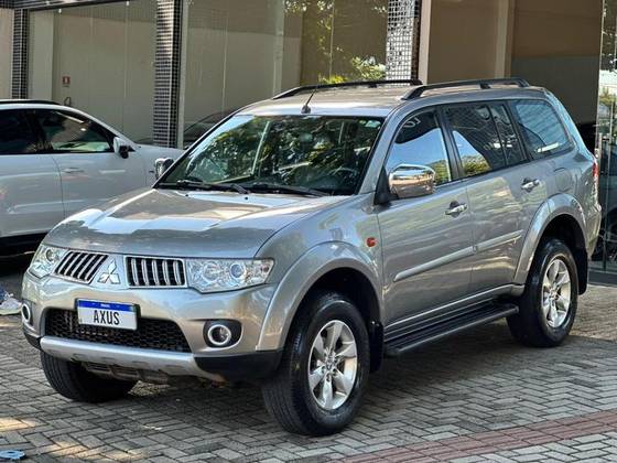 MITSUBISHI PAJERO DAKAR 3.2 HPE 4X4 7 LUGARES 16V TURBO INTERCOOLER DIESEL 4P AUTOMÁTICO